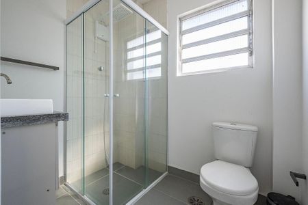 Apartamento à venda com 59m², 2 quartos e 1 vaga Apartamento à venda com 59m², 2 quartos e 1 vagaBanheiro