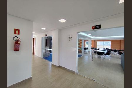 Apartamento para alugar com 55m², 2 quartos e sem vaga