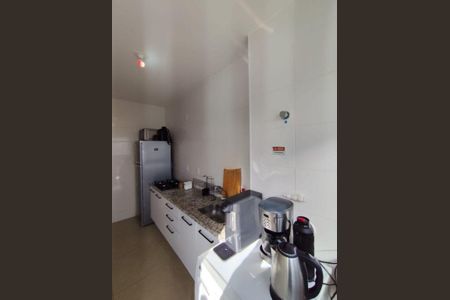 Cozinha de apartamento para alugar com 2 quartos, 55m² em Camaquã, Porto Alegre
