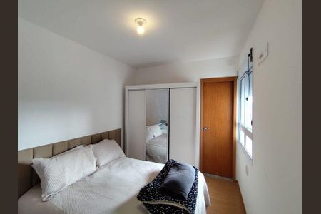 Quarto 1 de apartamento para alugar com 2 quartos, 55m² em Camaquã, Porto Alegre