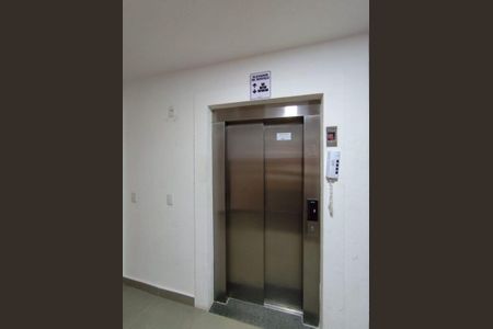 Apartamento para alugar com 55m², 2 quartos e sem vaga
