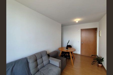 Sala de apartamento para alugar com 2 quartos, 55m² em Camaquã, Porto Alegre