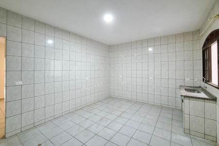 Casa para alugar com 100m², 3 quartos e 2 vagas Casa para alugar com 100m², 3 quartos e 2 vagasCozinha