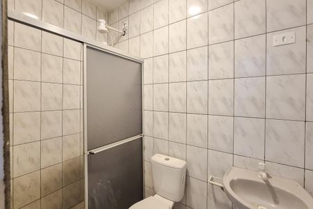 Casa para alugar com 100m², 3 quartos e 2 vagas Casa para alugar com 100m², 3 quartos e 2 vagasBanheiro de serviço