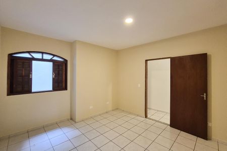 Casa para alugar com 100m², 3 quartos e 2 vagas Casa para alugar com 100m², 3 quartos e 2 vagasQuarto 2