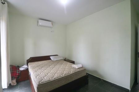 Suíte de apartamento para alugar com 3 quartos, 138m² em Tortuga, Guarujá