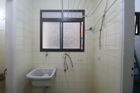 Apartamento para alugar com 138m², 3 quartos e 2 vagas Apartamento para alugar com 138m², 3 quartos e 2 vagasÁrea de Serviço