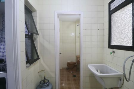Apartamento para alugar com 138m², 3 quartos e 2 vagas Apartamento para alugar com 138m², 3 quartos e 2 vagasÁrea de Serviço