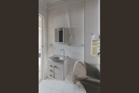Banheiro de kitnet/studio à venda com 1 quarto, 33m² em Liberdade, São Paulo