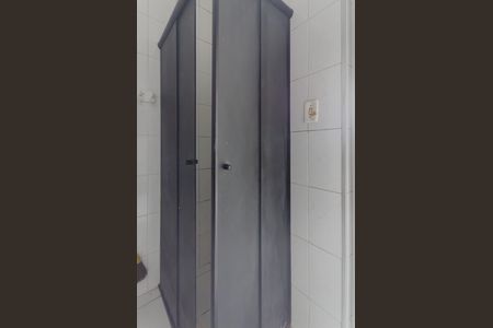 Banheiro de kitnet/studio à venda com 1 quarto, 33m² em Liberdade, São Paulo