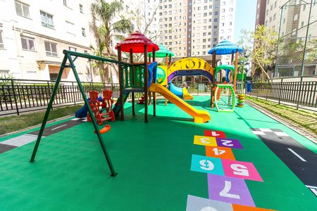 Apartamento à venda com 46m², 2 quartos e 1 vagaÁrea comum - Playground
