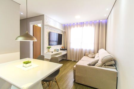 Sala de apartamento para alugar com 2 quartos, 46m² em Colônia (zona Leste), São Paulo