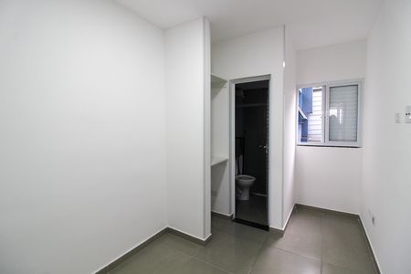 Quarto 1 de kitnet/studio para alugar com 1 quarto, 30m² em Jardim Bonfiglioli, São Paulo