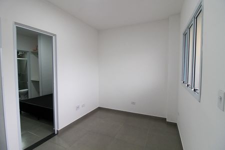 Sala de kitnet/studio para alugar com 1 quarto, 30m² em Jardim Bonfiglioli, São Paulo