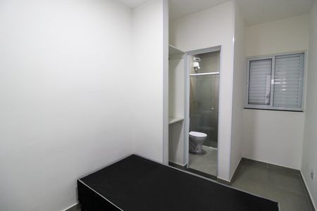 Quarto 1 de kitnet/studio para alugar com 1 quarto, 30m² em Jardim Bonfiglioli, São Paulo