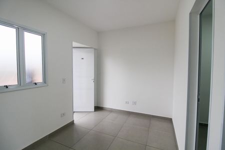 Sala de kitnet/studio para alugar com 1 quarto, 30m² em Jardim Bonfiglioli, São Paulo
