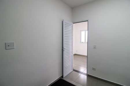 Quarto 1 de kitnet/studio para alugar com 1 quarto, 30m² em Jardim Bonfiglioli, São Paulo