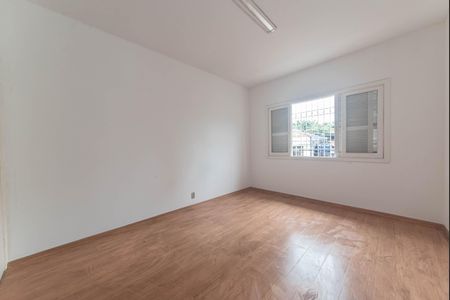 Casa para alugar com 170m², 3 quartos e 2 vagas Casa para alugar com 170m², 3 quartos e 2 vagasQuarto 1