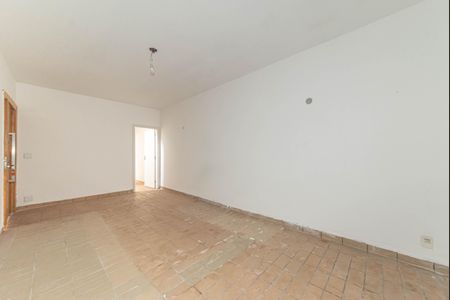 Casa para alugar com 170m², 3 quartos e 2 vagas Casa para alugar com 170m², 3 quartos e 2 vagasSala
