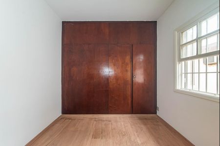 Casa para alugar com 170m², 3 quartos e 2 vagas Casa para alugar com 170m², 3 quartos e 2 vagasQuarto 2
