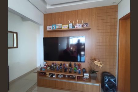 Apartamento à venda com 130m², 3 quartos e 2 vagassala 2