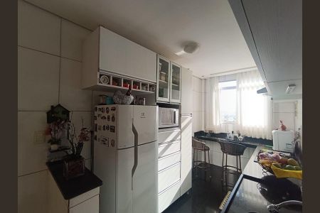 Apartamento à venda com 130m², 3 quartos e 2 vagascozinha