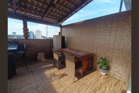 Apartamento à venda com 130m², 3 quartos e 2 vagasTerraço