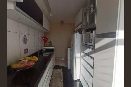 cozinha de apartamento à venda com 3 quartos, 130m² em Europa, Contagem