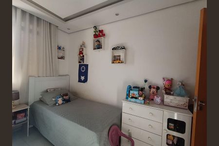 Apartamento à venda com 130m², 3 quartos e 2 vagasquarto 1