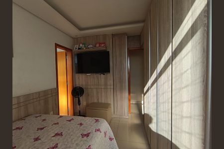 Apartamento à venda com 130m², 3 quartos e 2 vagasquarto 2