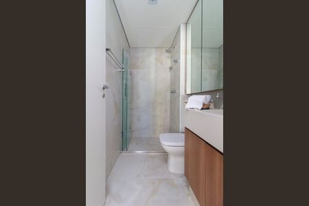 Studio à venda com 42m², 1 quarto e 1 vaga Studio à venda com 42m², 1 quarto e 1 vagaBanheiro
