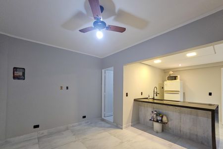 Apartamento para alugar com 1 quarto, 55m² em Jardim Las Palmas, Guarujá