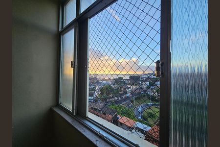 vista da sala de apartamento para alugar com 3 quartos, 101m² em Barbalho, Salvador