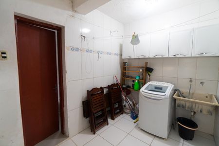 Casa para alugar com 170m², 2 quartos e 1 vagaÁrea de Serviço