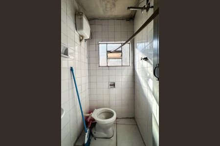 Casa à venda com 350m², 10 quartos e 1 vagaBanheiro 2