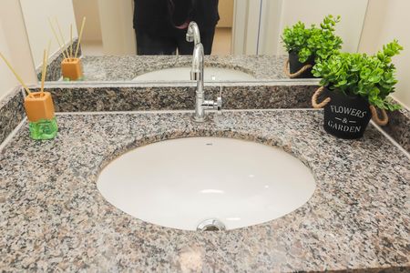 Apartamento à venda com 35m², 2 quartos e sem vagaBanheiro
