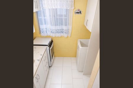 Área de Serviço de apartamento para alugar com 2 quartos, 47m² em Vila Nova, Porto Alegre