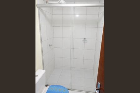 Banheiro de apartamento para alugar com 2 quartos, 47m² em Vila Nova, Porto Alegre