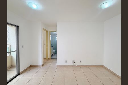 Sala de apartamento para alugar com 2 quartos, 52m² em Santo Amaro, São Paulo