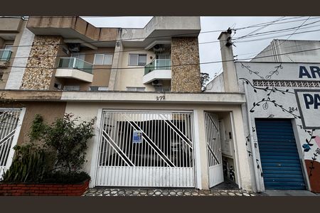 Apartamento para alugar com 60m², 2 quartos e 1 vaga Apartamento para alugar com 60m², 2 quartos e 1 vagaFachada