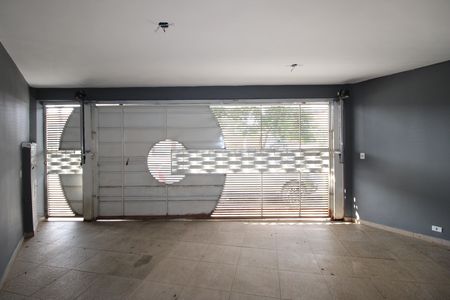 Garagem de casa para alugar com 2 quartos, 180m² em Jardim Camargo Novo, São Paulo
