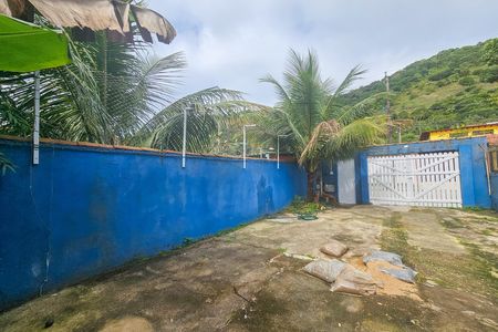 Casa para alugar com 65m², 2 quartos e 4 vagas