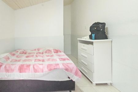 Casa para alugar com 65m², 2 quartos e 4 vagas