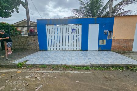 Casa para alugar com 65m², 2 quartos e 4 vagas