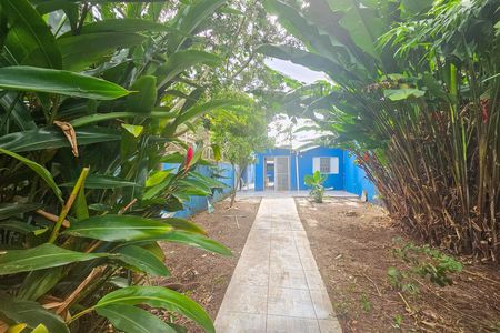 Casa para alugar com 65m², 2 quartos e 4 vagas