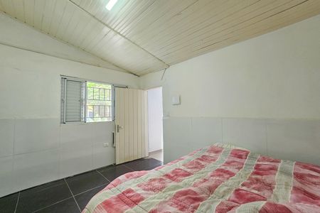 Casa para alugar com 65m², 2 quartos e 4 vagas