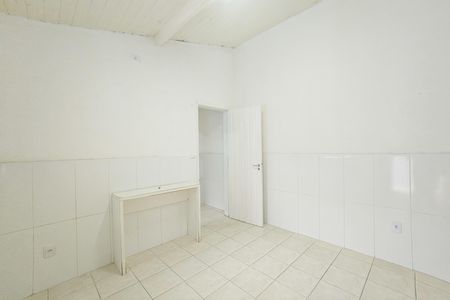 Casa para alugar com 65m², 2 quartos e 4 vagas