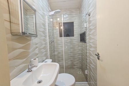 Casa para alugar com 65m², 2 quartos e 4 vagas