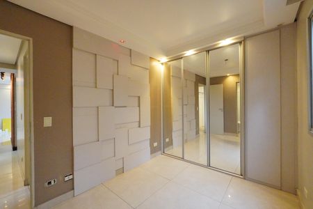 Apartamento à venda com 65m², 3 quartos e 2 vagasSuíte