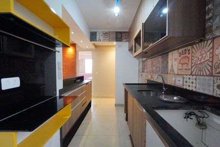Apartamento à venda com 65m², 3 quartos e 2 vagasCozinha